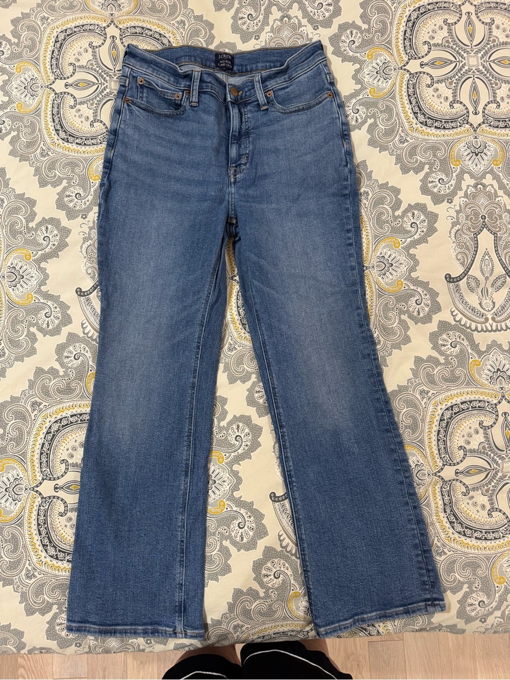 Women Size 27 Cropped J-Crew Mid-Blue Flare Jeans